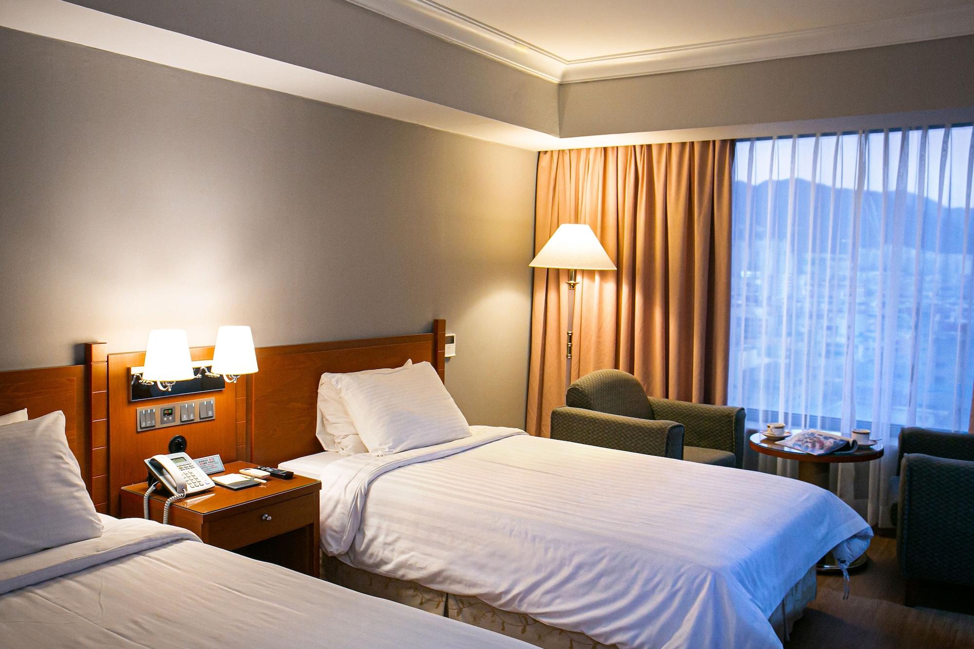 Hotel Paragon Пусан Екстер'єр фото